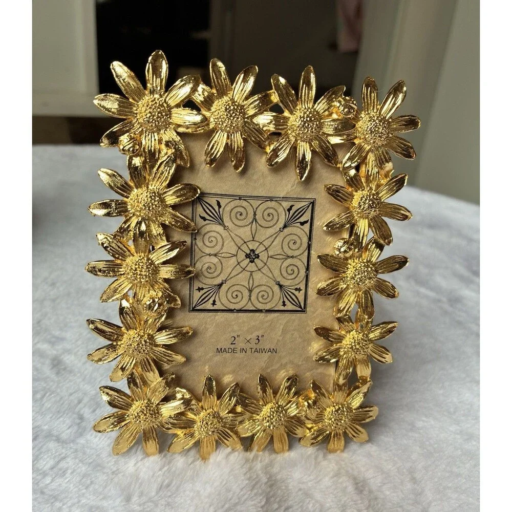 Vintage Metal Ornate Floral Photo Frame 2x3 Daisies Ladybugs Cottagecore Granny